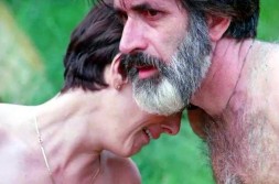 美国大尺度影片推荐!欲望、罪恶与救赎:《农场主的女儿们》剧情深度解析?推女郞