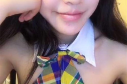 车模朱可儿抖奶舞视频