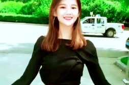 小姐姐路边骂人,小姐姐街头怒斥不文明现象